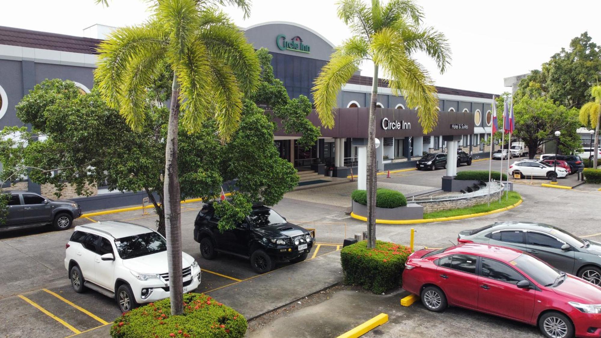 Circle Inn Hotel&Suites Bacolod Exterior foto